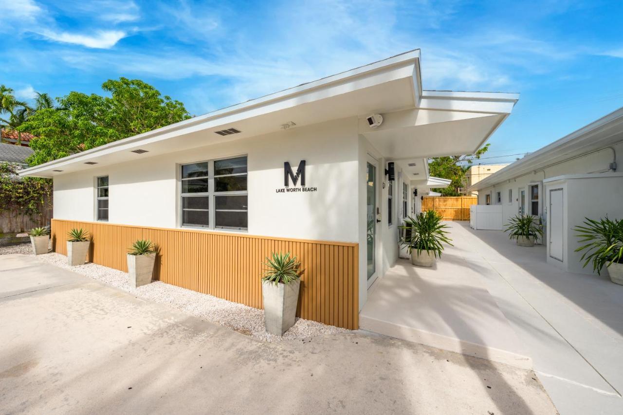 M Lake Worth Beach - Modern Villas Near West Palm Beach, Chic Retro Vibes, King Bed, Cozy Backyard, Bbq, Workspace, High-Speed Internet, Free Parking, 5 Minutes To Downtown & Beach Eksteriør billede