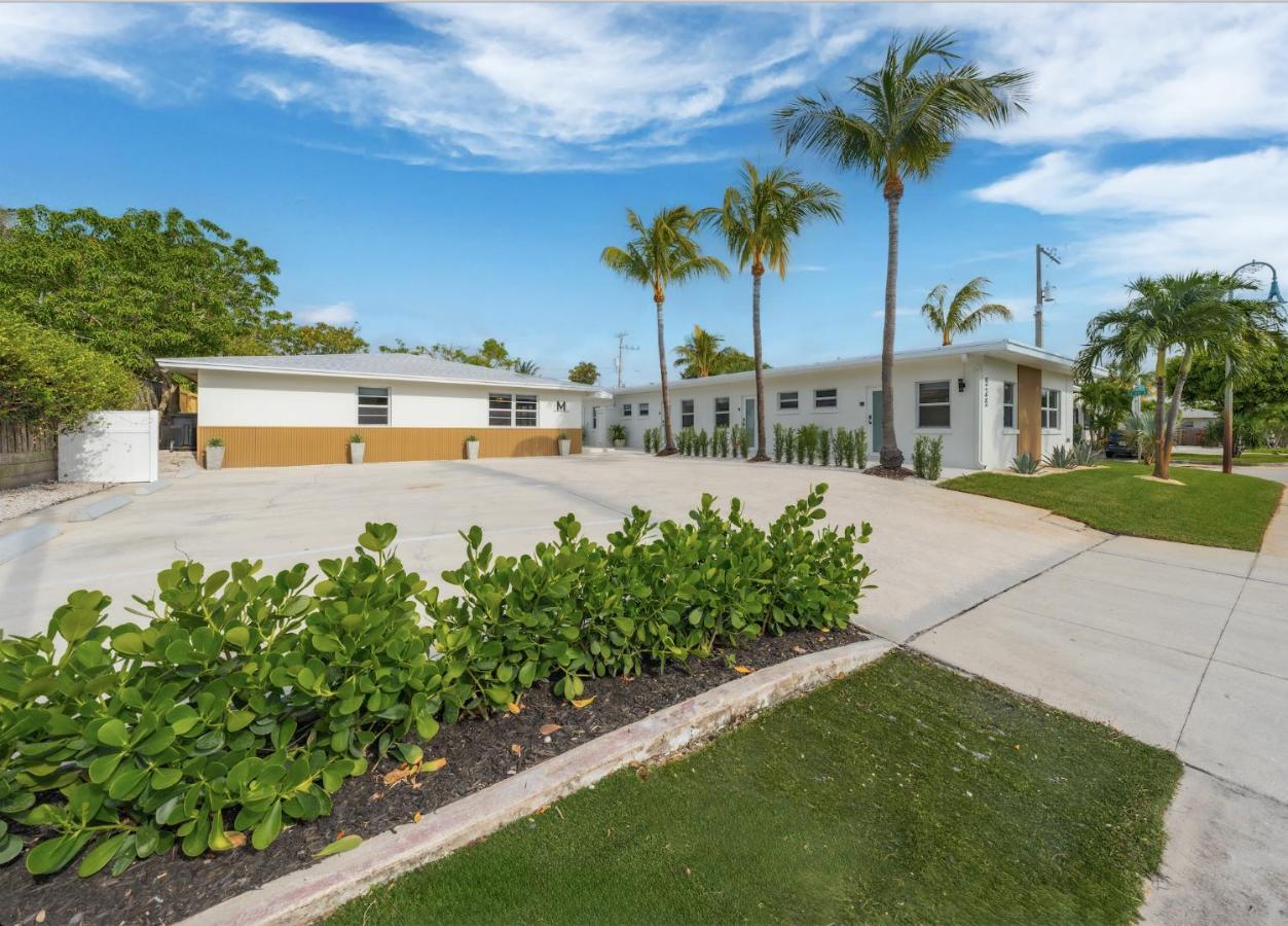 M Lake Worth Beach - Modern Villas Near West Palm Beach, Chic Retro Vibes, King Bed, Cozy Backyard, Bbq, Workspace, High-Speed Internet, Free Parking, 5 Minutes To Downtown & Beach Eksteriør billede