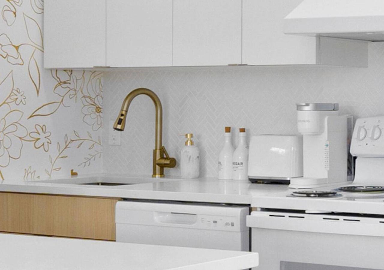 M Lake Worth Beach - Modern Villas Near West Palm Beach, Chic Retro Vibes, King Bed, Cozy Backyard, Bbq, Workspace, High-Speed Internet, Free Parking, 5 Minutes To Downtown & Beach Eksteriør billede