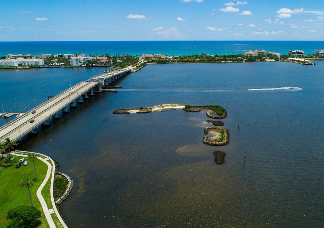M Lake Worth Beach - Modern Villas Near West Palm Beach, Chic Retro Vibes, King Bed, Cozy Backyard, Bbq, Workspace, High-Speed Internet, Free Parking, 5 Minutes To Downtown & Beach Eksteriør billede