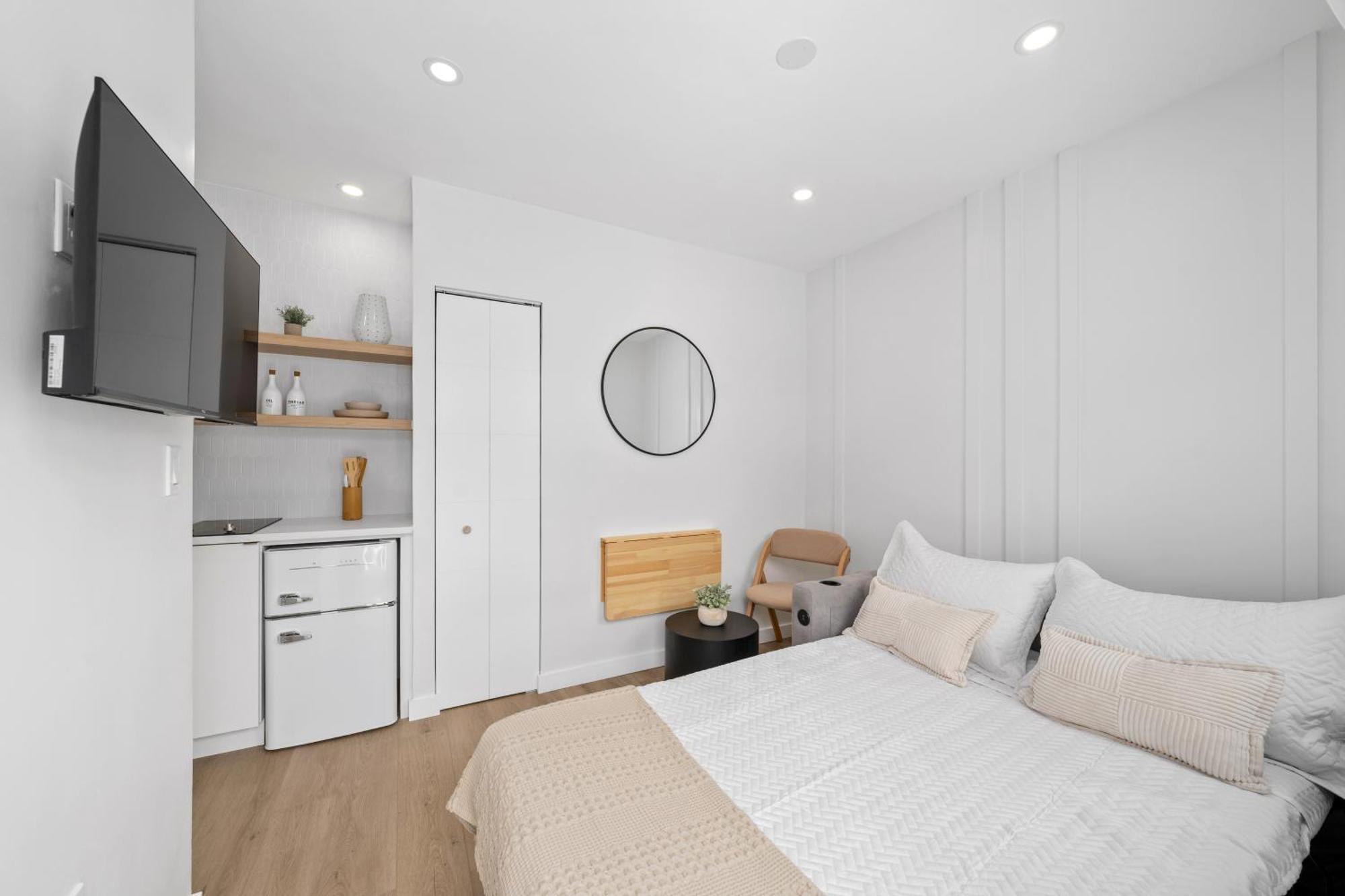M Lake Worth Beach - Modern Villas Near West Palm Beach, Chic Retro Vibes, King Bed, Cozy Backyard, Bbq, Workspace, High-Speed Internet, Free Parking, 5 Minutes To Downtown & Beach Eksteriør billede