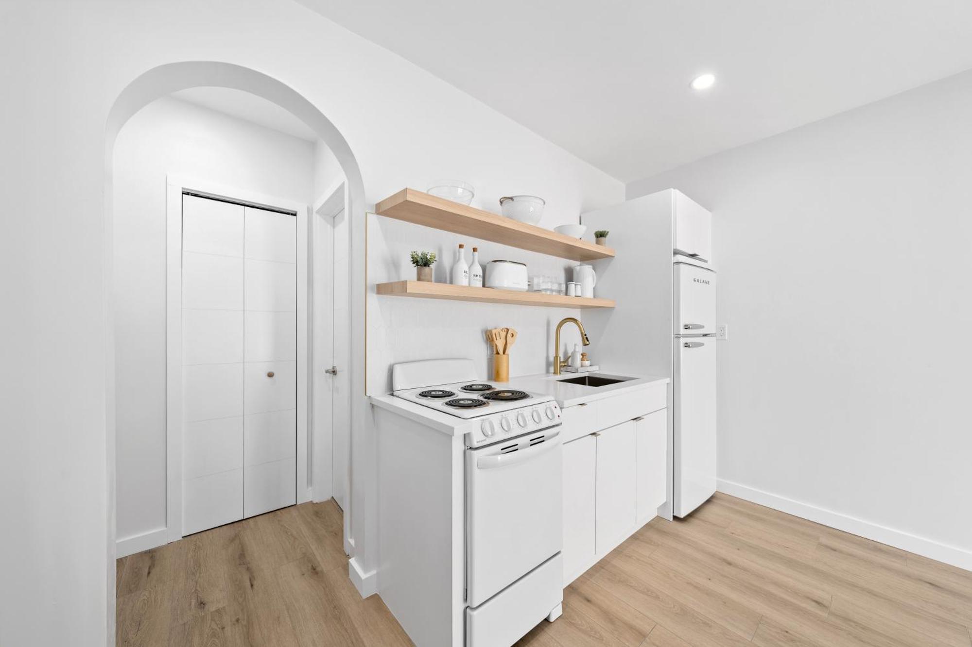 M Lake Worth Beach - Modern Villas Near West Palm Beach, Chic Retro Vibes, King Bed, Cozy Backyard, Bbq, Workspace, High-Speed Internet, Free Parking, 5 Minutes To Downtown & Beach Eksteriør billede