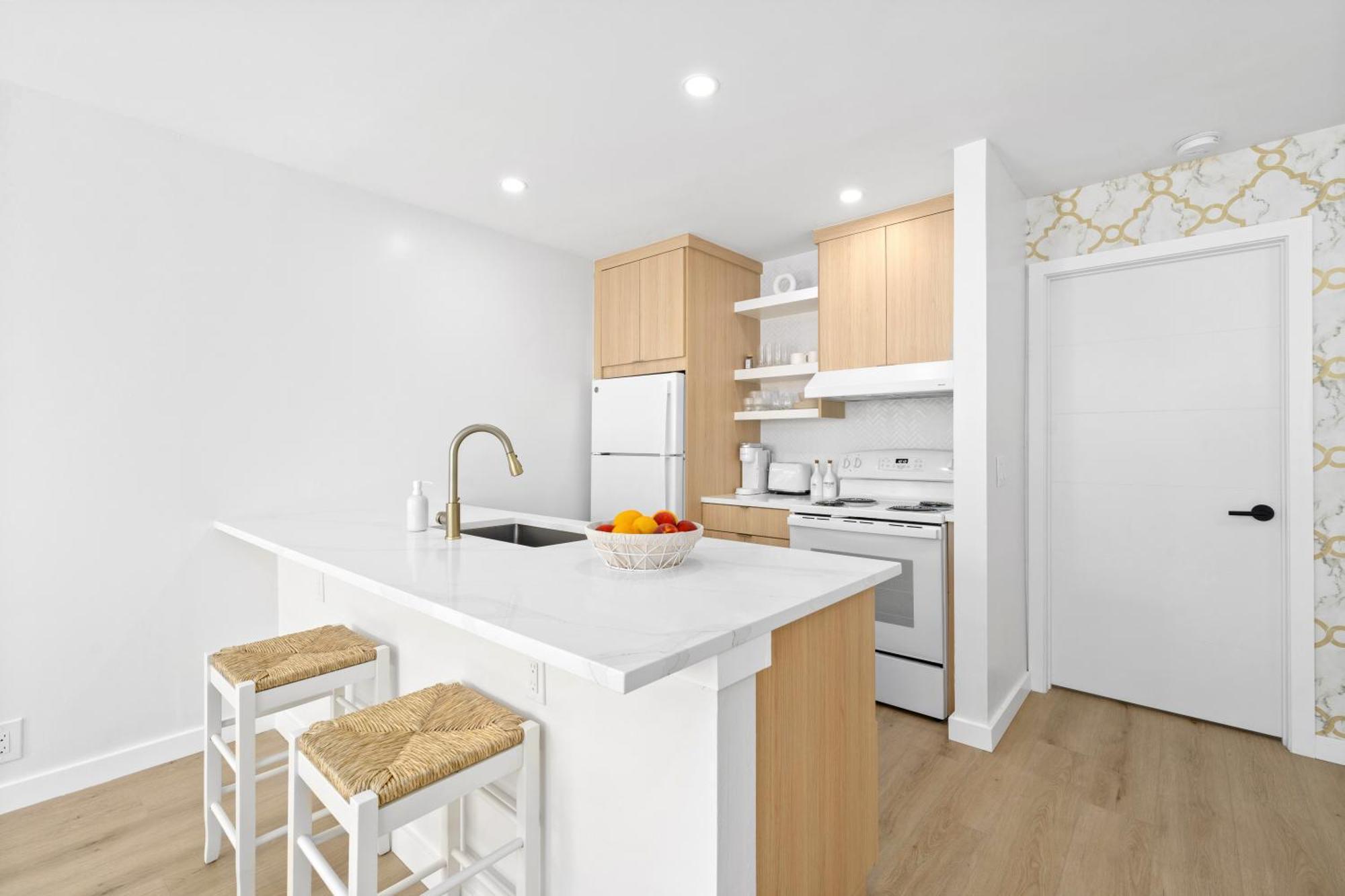 M Lake Worth Beach - Modern Villas Near West Palm Beach, Chic Retro Vibes, King Bed, Cozy Backyard, Bbq, Workspace, High-Speed Internet, Free Parking, 5 Minutes To Downtown & Beach Eksteriør billede