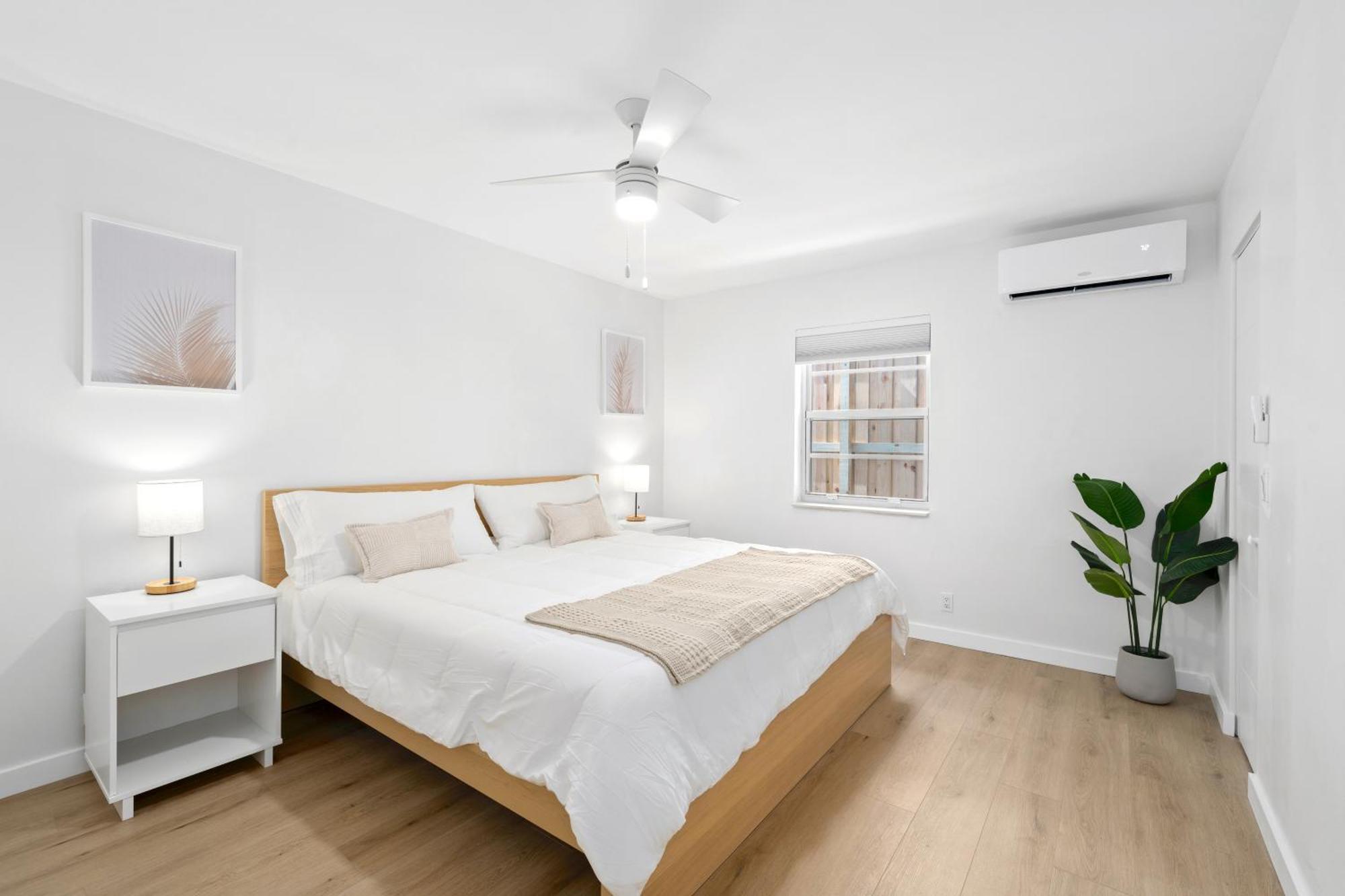 M Lake Worth Beach - Modern Villas Near West Palm Beach, Chic Retro Vibes, King Bed, Cozy Backyard, Bbq, Workspace, High-Speed Internet, Free Parking, 5 Minutes To Downtown & Beach Eksteriør billede